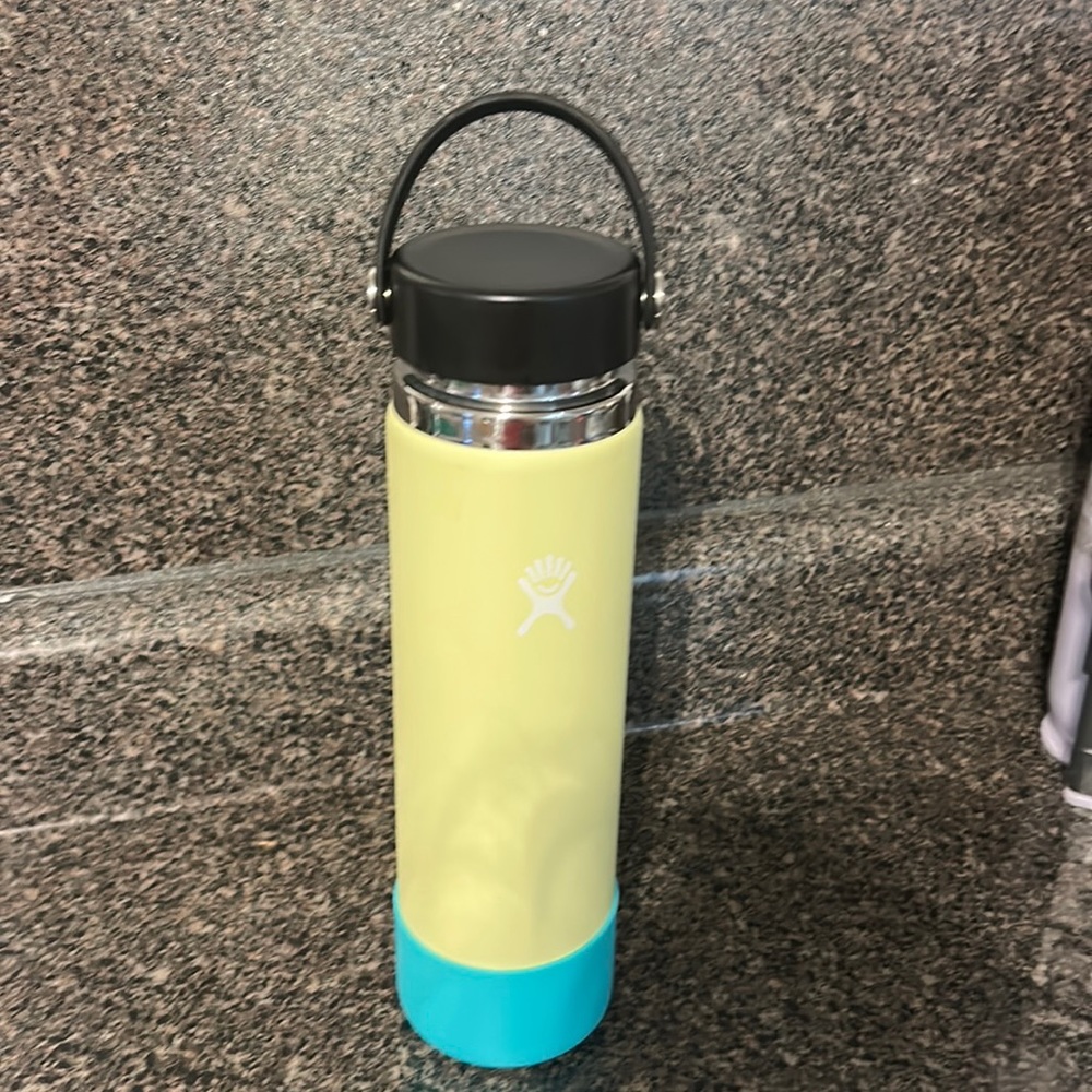 Hydroflask 24oz (WideMouth)